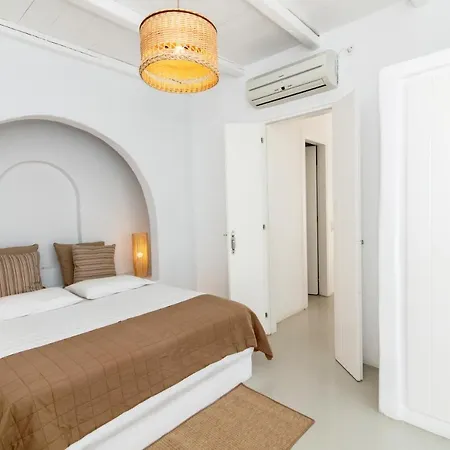 호텔 Ninemia Suites & Open Air *