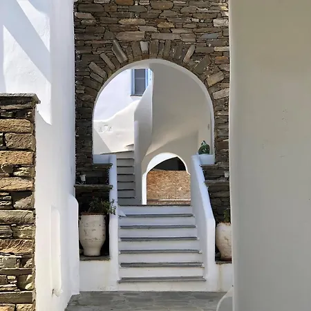 Hotel Ninemia Suites & Open Air *